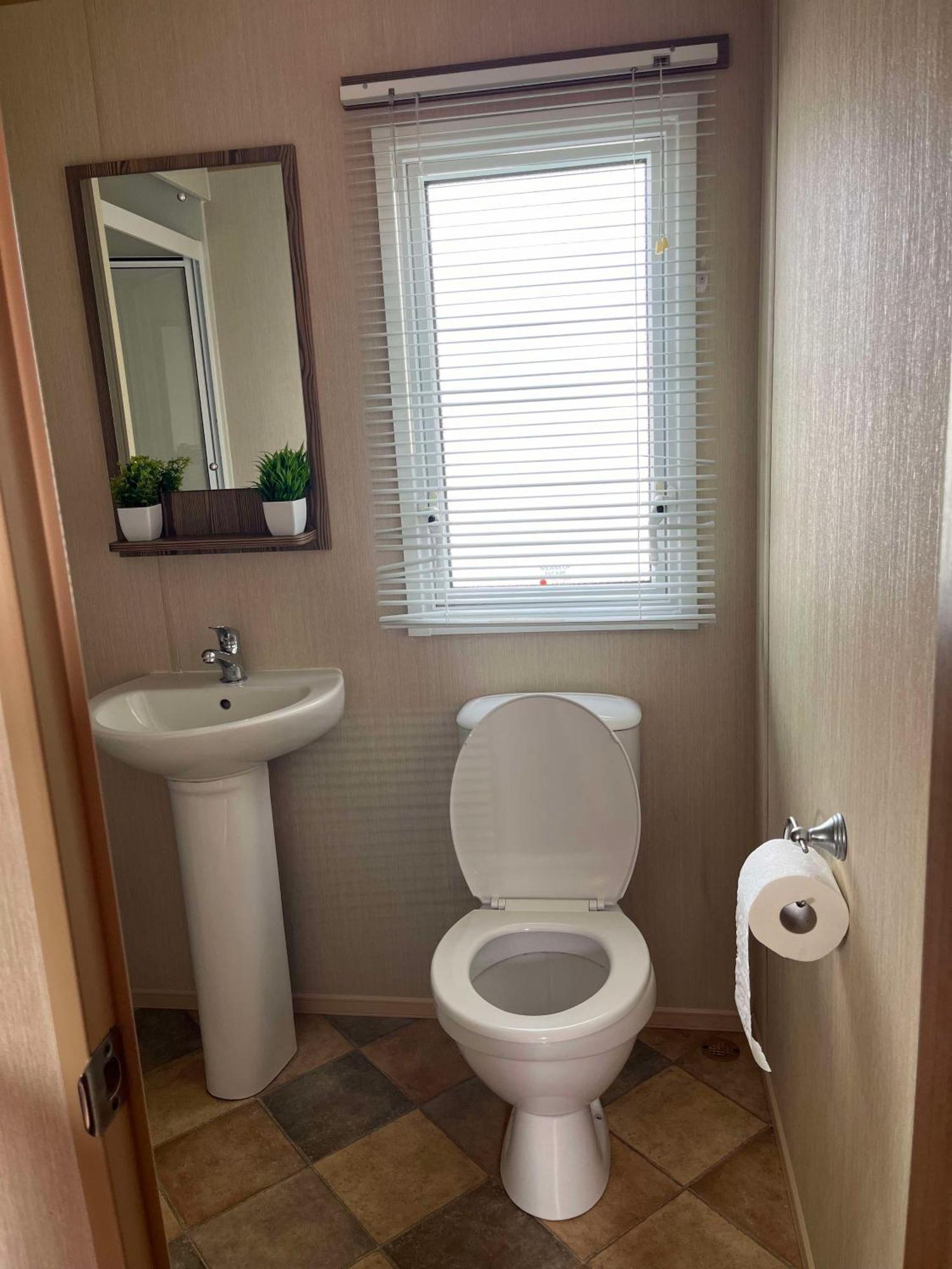 275 - Butlins Skegness, Pet Friendly And Wifi - Meadow Lakes Caravan & Lodge Hire Ingoldmells Exteriör bild